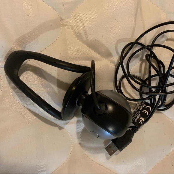 Logitech quickcam web camera - Picture 3 of 6